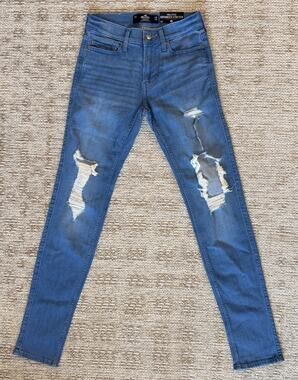 Hollister Stacked Skinny Advanced Stretch Size 26x30 Distressed Jeans